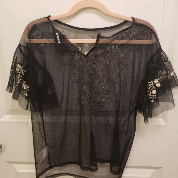 Express Floral Embroidered Mesh Top - Picture 4 of 5